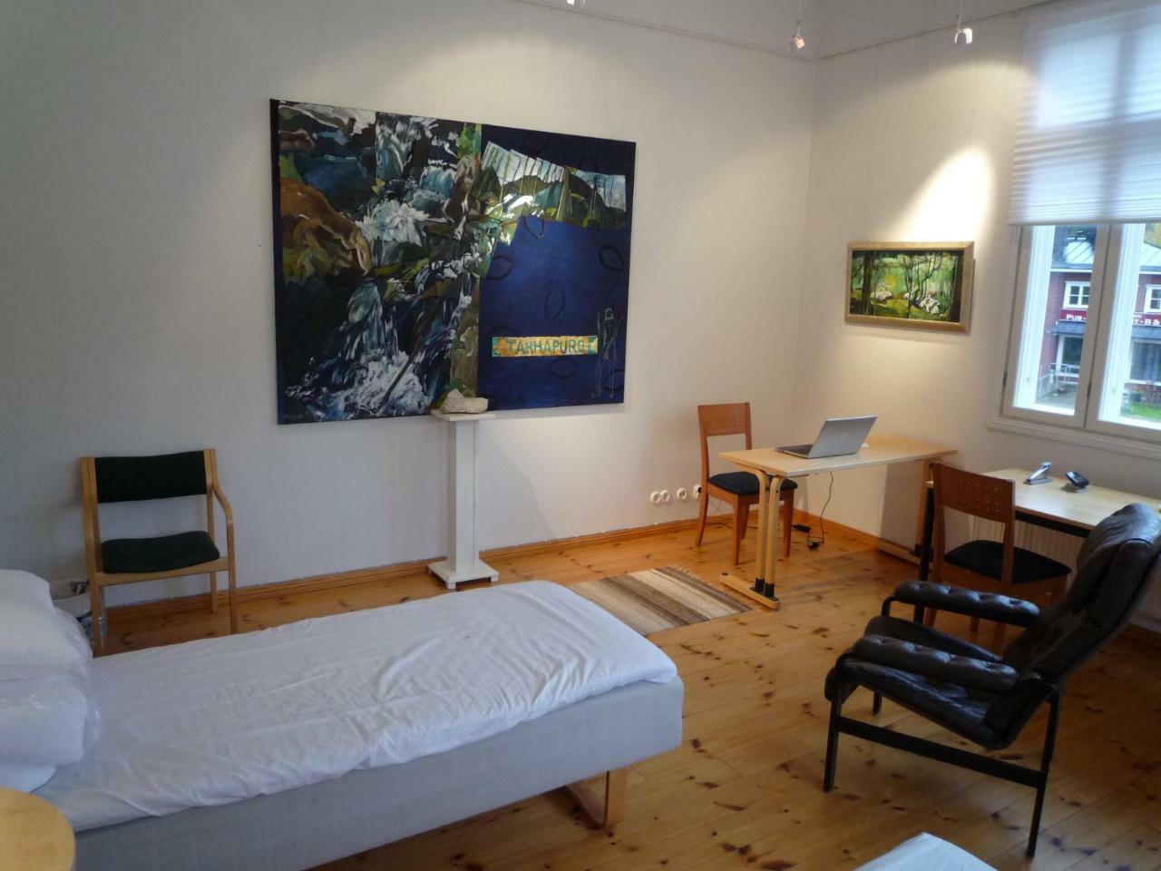 Vaeltajan Residenssi - Rangers Residence Kolinkylä Extérieur photo
